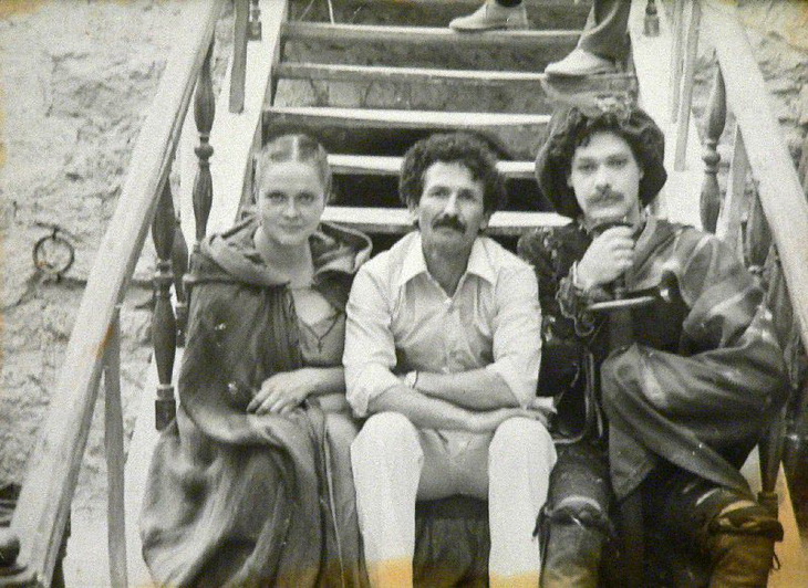 Дульсинея Тобосская. На рабочей площадке (Караван-сарай). 1980