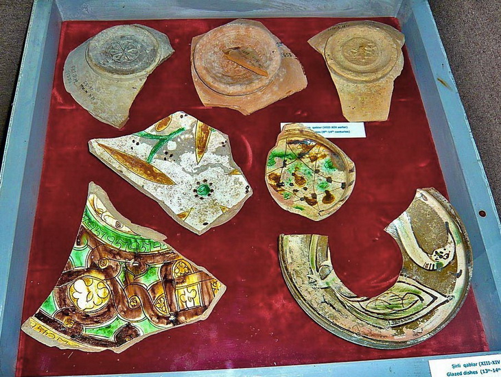 Керамика древнего Азербайджана (17 ФОТО)