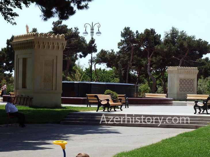 Lebedi-fontan-%D0%A4%D0%BE%D0%BD%D1%82%D