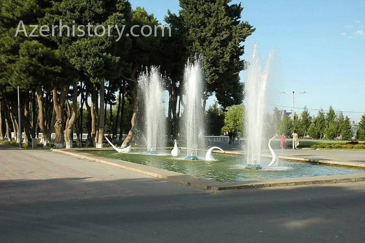 Lebedi-fontan-bulvar-%D0%A4%D0%BE%D1%82%