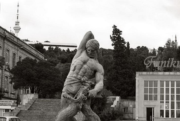 «Бахрам Гур» – первый в Азербайджане памятник литературному герою (ФОТО) - часть 2