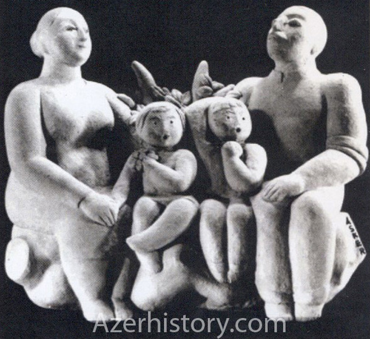 Скульптуры и керамические работы азербайджанского мастера А.Аскерова (ФОТО)