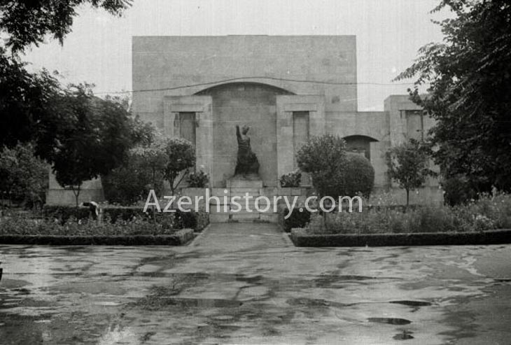 Baku-dojd-xx-vek-10-%D0%9C%D0%B5%D0%BC%D