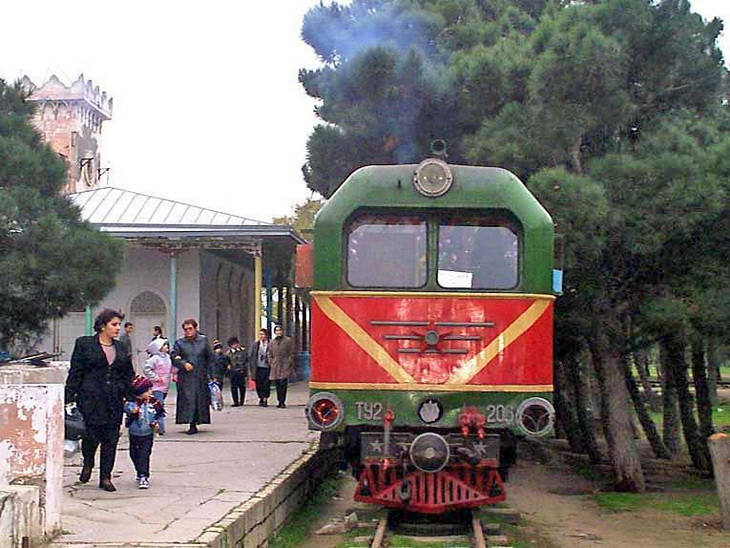 детская железная дорога Детская железная дорога в Баку в 2000-2010 (ФОТО)