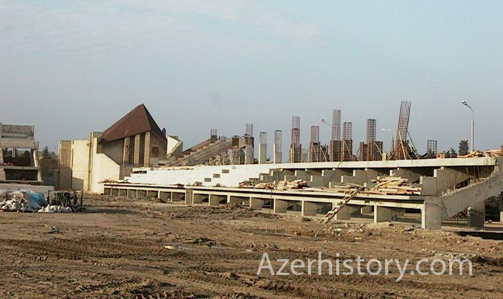 Газетные архивы: Редкие кадры капитального ремонта стадиона «Шафа» в Баку, 2000 г. (ФОТО)