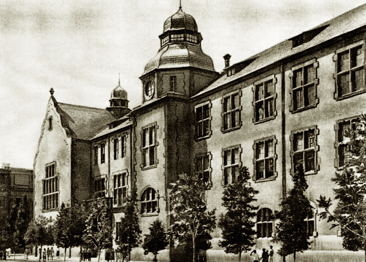Как создавались исторические факультеты в университетах АДР и АзССР