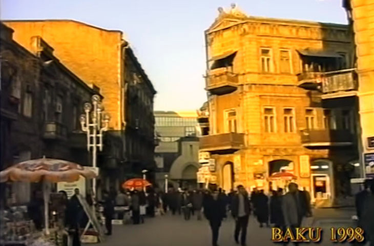 Торговая Баку и Площадь фонтанов в 1998 году (ФОТО)