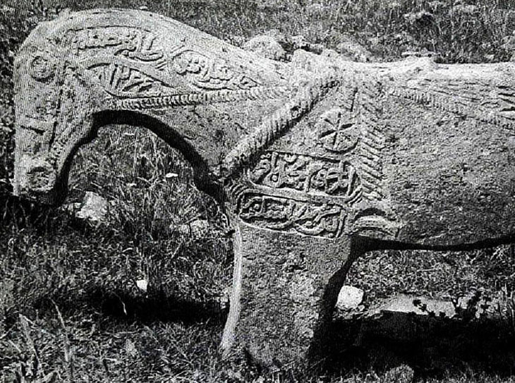 О появлении надгробий в виде коня на территории Азербайджана