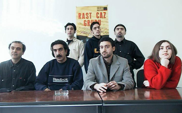 Газетные архивы: азербайджанская группа "Rast" образца 2000 г. (ФОТО)